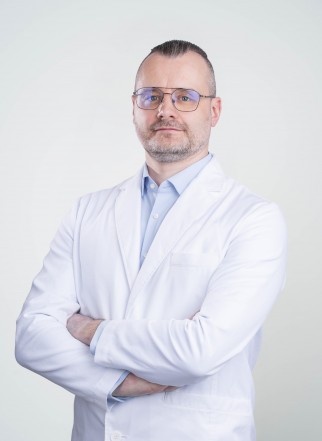 Dr. Marius Snicorius